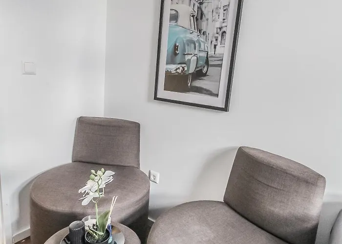 Privatunterkunft Comfortable In The Alterlaa Area Lv5 *