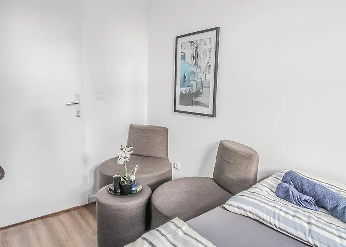 Comfortable In The Alterlaa Area Lv5 Wien