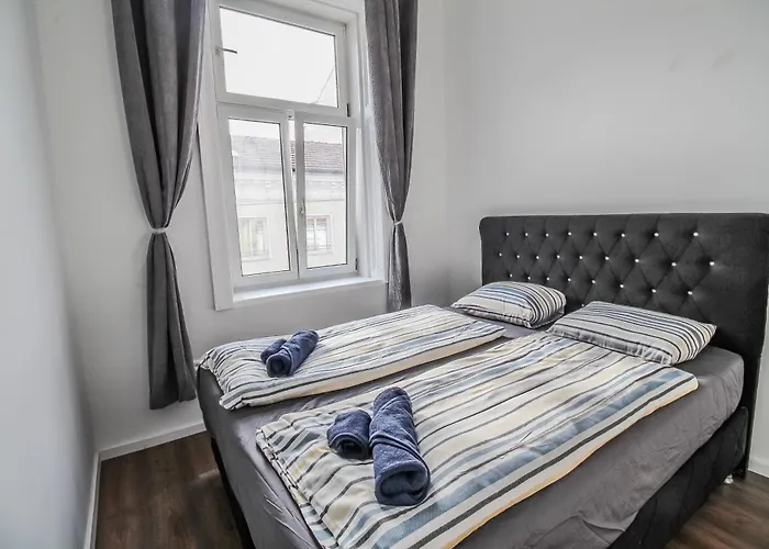 Comfortable In The Alterlaa Area Lv5 Wien